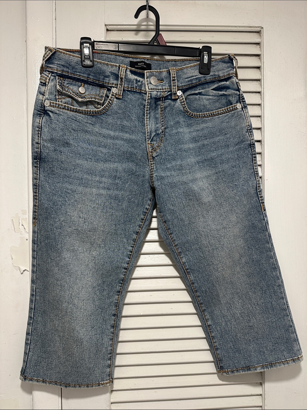 True Religion Women's Light Blue Cropped Jeans
